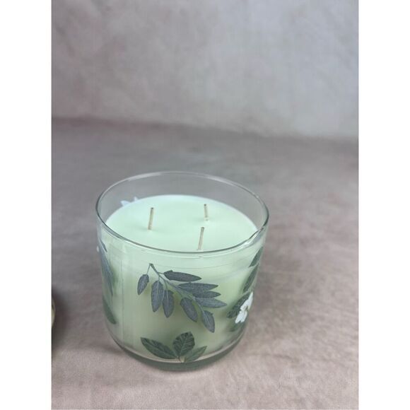 Bath & Body Works WHITE GARDENIA 3 Wick Scented Candle Botanical NEW - Picture 4 of 6